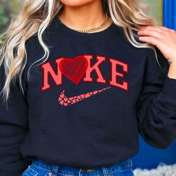 Nike Valentines Heart Sweatshirt - Picture 2 of 2